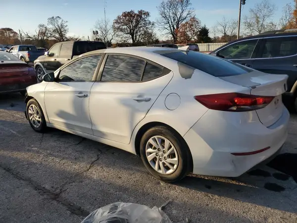 5NPD74LF4HH155346 2017 HYUNDAI ELANTRA - Image 2