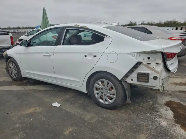 5NPD74LF4HH165066 2017 HYUNDAI ELANTRA - Image 2