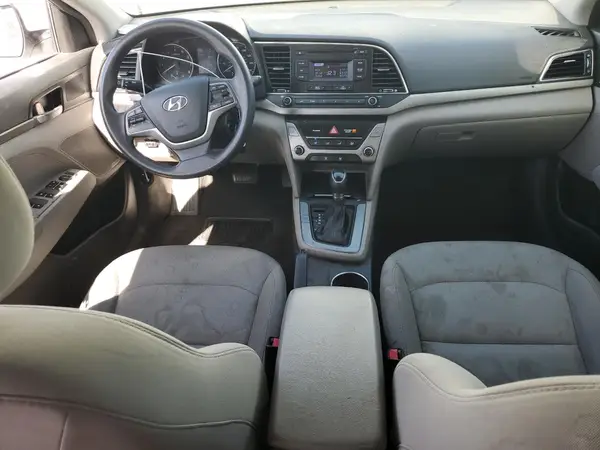 5NPD74LF4HH166475 2017 HYUNDAI ELANTRA - Image 8