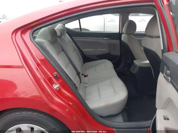 5NPD74LF4HH167352 2017 HYUNDAI ELANTRA - Image 8