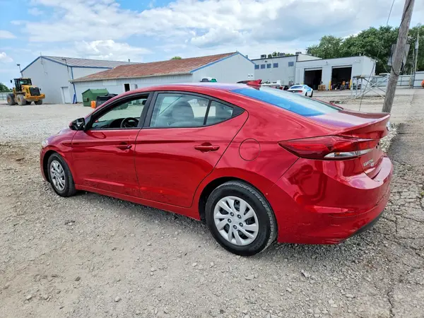 5NPD74LF4HH175564 2017 HYUNDAI ELANTRA - Image 2