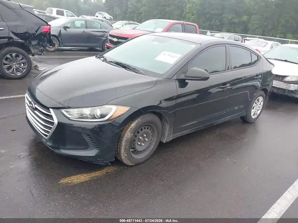 5NPD74LF4HH176097 2017 HYUNDAI ELANTRA - Image 2