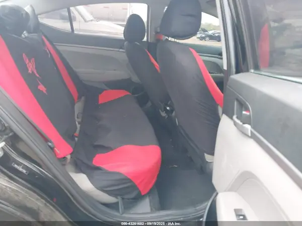 5NPD74LF4HH177959 2017 HYUNDAI ELANTRA - Image 8