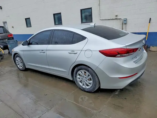 5NPD74LF4HH180702 2017 HYUNDAI ELANTRA - Image 2