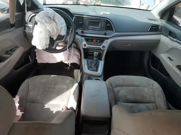5NPD74LF4HH182868 2017 HYUNDAI ELANTRA - Image 8