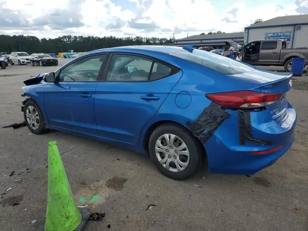 5NPD74LF4HH184586 2017 HYUNDAI ELANTRA - Image 2