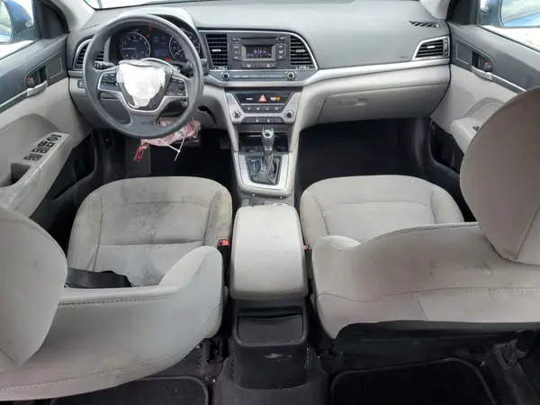 5NPD74LF4HH184586 2017 HYUNDAI ELANTRA - Image 8