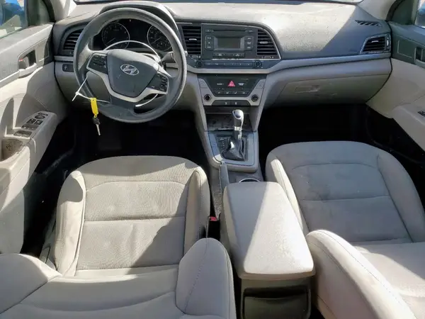 5NPD74LF4HH196222 2017 HYUNDAI ELANTRA - Image 8