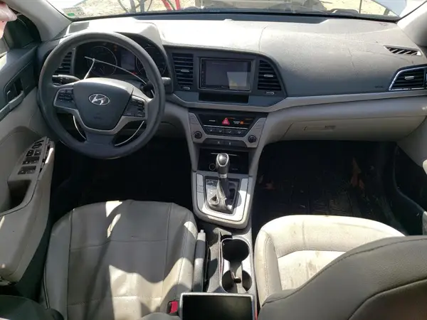 5NPD74LF4HH199279 2017 HYUNDAI ELANTRA - Image 8