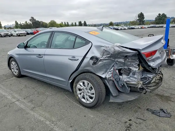5NPD74LF4HH203590 2017 HYUNDAI ELANTRA - Image 2