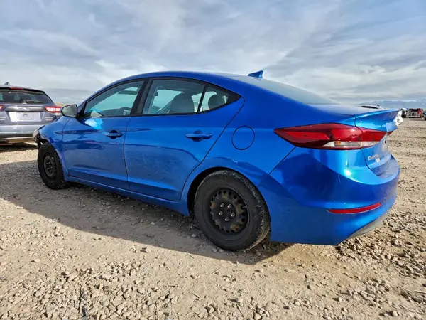 5NPD74LF4HH205193 2017 HYUNDAI ELANTRA - Image 2