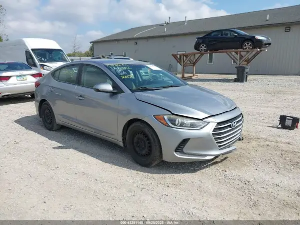 5NPD74LF4HH206229 2017 HYUNDAI ELANTRA - Image 1