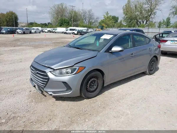 5NPD74LF4HH206229 2017 HYUNDAI ELANTRA - Image 2