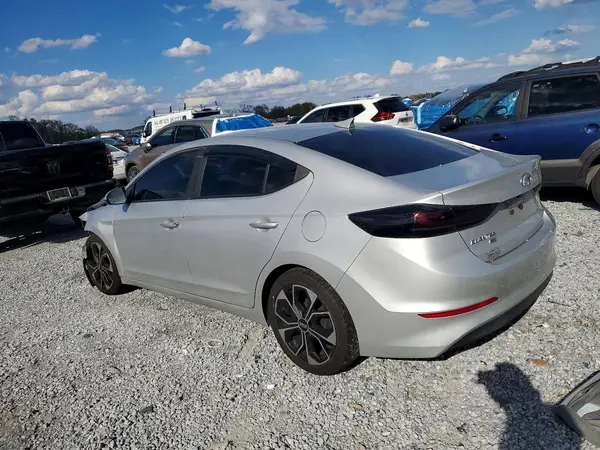 5NPD74LF4HH212063 2017 HYUNDAI ELANTRA - Image 2