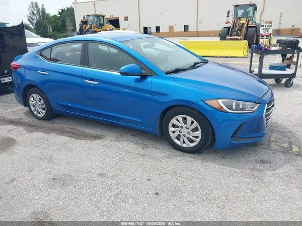 5NPD74LF4HH212550 2017 HYUNDAI ELANTRA - Image 1