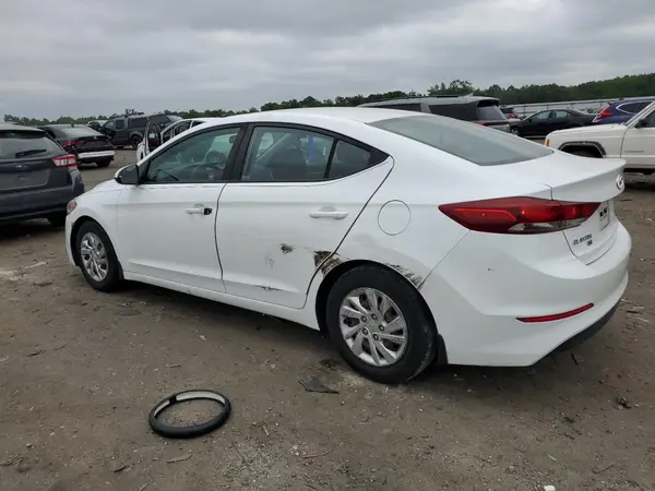 5NPD74LF4JH216488 2018 HYUNDAI ELANTRA - Image 2