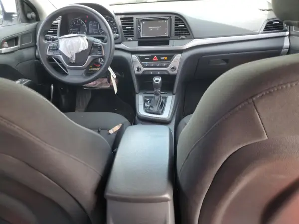 5NPD74LF4JH226714 2018 HYUNDAI ELANTRA - Image 8