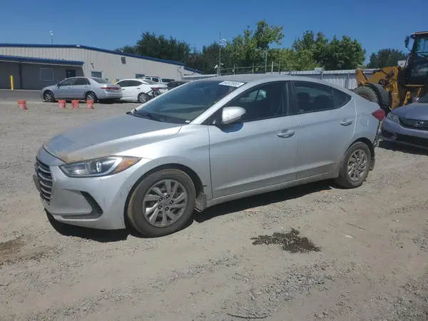 5NPD74LF4JH229810 2018 HYUNDAI ELANTRA - Image 1