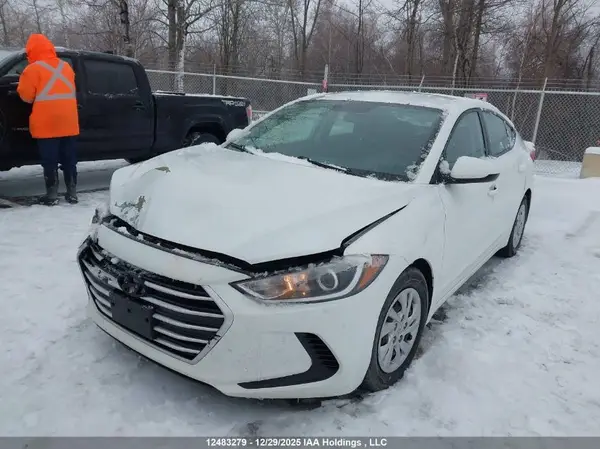5NPD74LF4JH231301 2018 HYUNDAI ELANTRA - Image 2