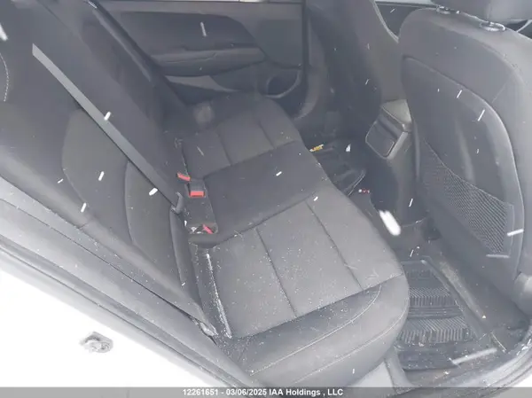 5NPD74LF4JH232545 2018 HYUNDAI ELANTRA - Image 8