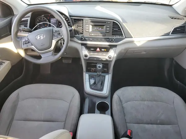 5NPD74LF4JH235994 2018 HYUNDAI ELANTRA - Image 8