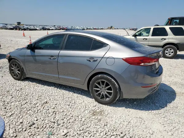 5NPD74LF4JH243741 2018 HYUNDAI ELANTRA - Image 2