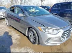 5NPD74LF4JH252519 2018 HYUNDAI ELANTRA
