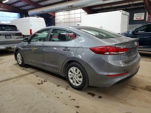 5NPD74LF4JH257963 2018 HYUNDAI ELANTRA - Image 2
