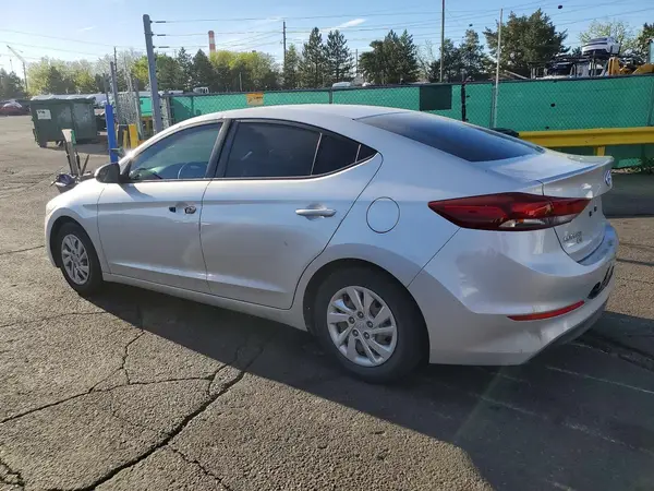 5NPD74LF4JH259566 2018 HYUNDAI ELANTRA - Image 2