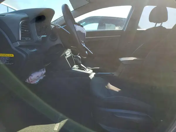 5NPD74LF4JH264539 2018 HYUNDAI ELANTRA - Image 7