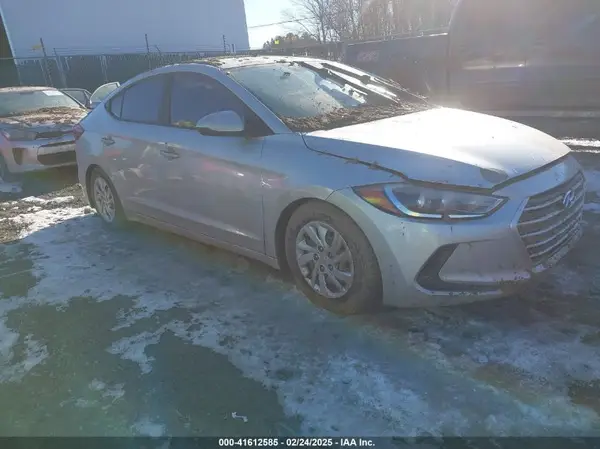 5NPD74LF4JH269837 2018 HYUNDAI ELANTRA - Image 1