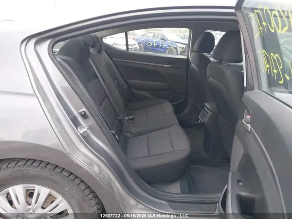 5NPD74LF4JH271765 2018 HYUNDAI ELANTRA - Image 8