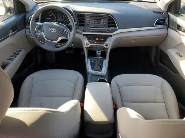 5NPD74LF4JH272401 2018 HYUNDAI ELANTRA - Image 8