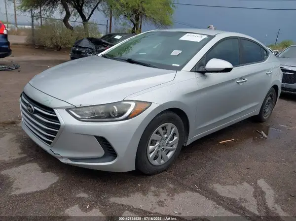 5NPD74LF4JH275041 2018 HYUNDAI ELANTRA - Image 2