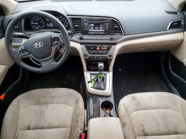 5NPD74LF4JH276979 2018 HYUNDAI ELANTRA - Image 8