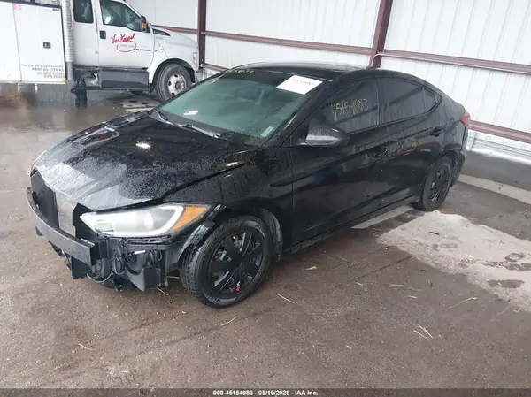 5NPD74LF4JH280272 2018 HYUNDAI ELANTRA - Image 2