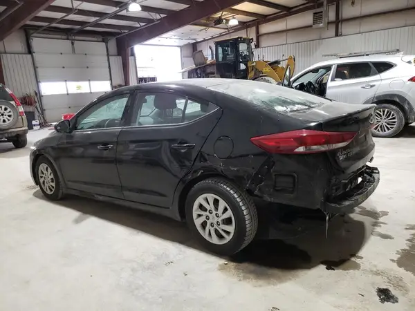 5NPD74LF4JH285844 2018 HYUNDAI ELANTRA - Image 2
