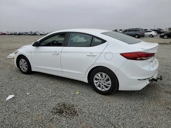 5NPD74LF4JH291949 2018 HYUNDAI ELANTRA - Image 2