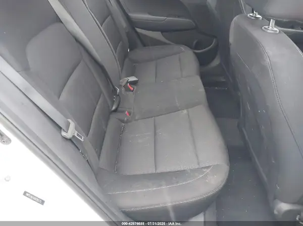 5NPD74LF4JH295175 2018 HYUNDAI ELANTRA - Image 8