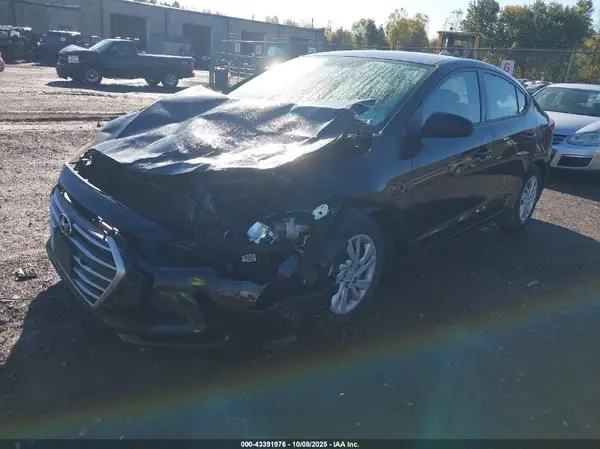 5NPD74LF4JH297217 2018 HYUNDAI ELANTRA - Image 2