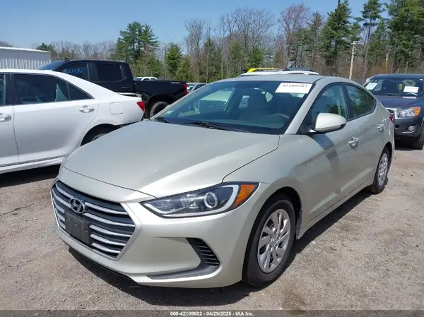 5NPD74LF4JH299338 2018 HYUNDAI ELANTRA - Image 2