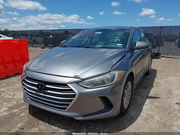5NPD74LF4JH312542 2018 HYUNDAI ELANTRA - Image 2