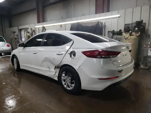 5NPD74LF4JH317479 2018 HYUNDAI ELANTRA - Image 2