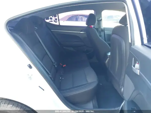 5NPD74LF4JH330636 2018 HYUNDAI ELANTRA - Image 8