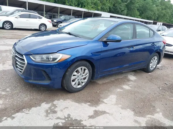 5NPD74LF4JH339613 2018 HYUNDAI ELANTRA - Image 2