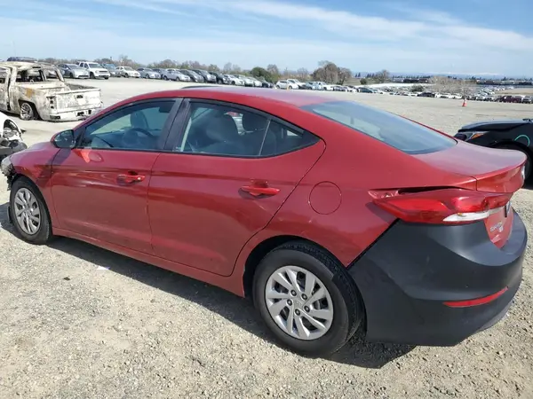 5NPD74LF4JH346738 2018 HYUNDAI ELANTRA - Image 2