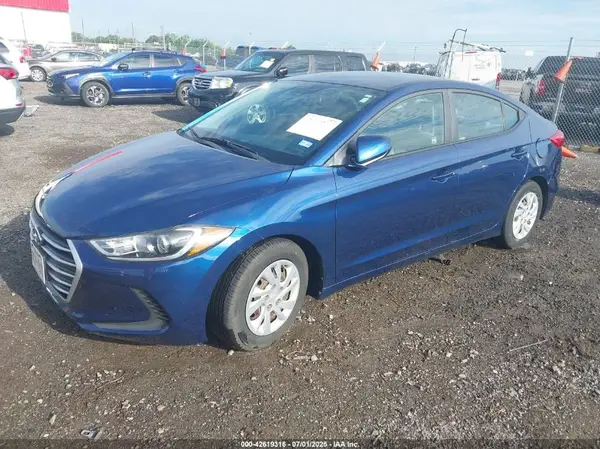 5NPD74LF4JH349784 2018 HYUNDAI ELANTRA - Image 2