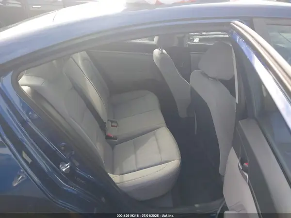 5NPD74LF4JH349784 2018 HYUNDAI ELANTRA - Image 8