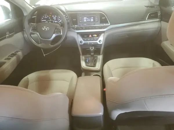 5NPD74LF4JH351518 2018 HYUNDAI ELANTRA - Image 8
