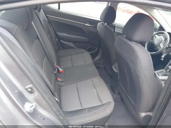 5NPD74LF4JH353317 2018 HYUNDAI ELANTRA - Image 8